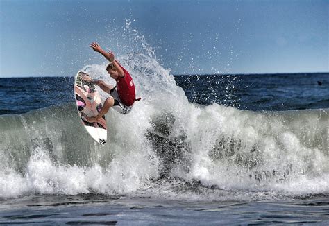 The 7 best beaches for surfing near NYC | 6sqft