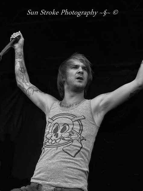 Craig Owens of Chiodos, I like without the tattoos on the neck. | Craig ...