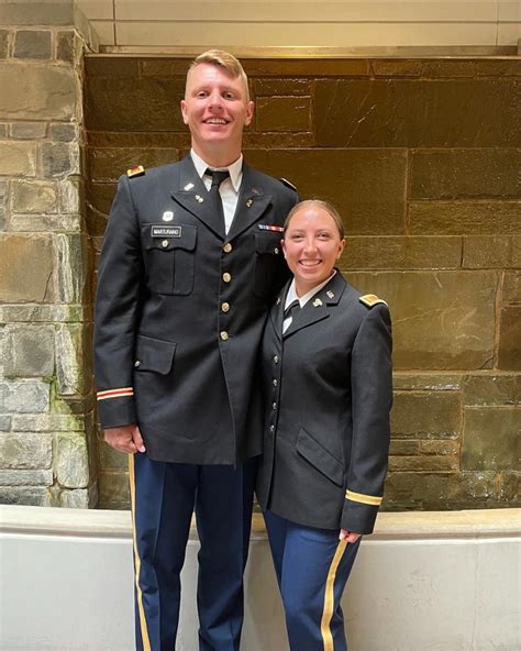 Lycoming College graduate commissioned in U.S. Army Reserves - News | Lycoming College