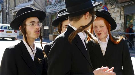 The Dress Code For Judaism | Religions Facts