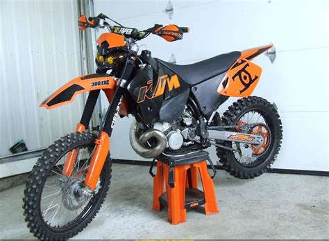 2000 KTM 300 EXC - Moto.ZombDrive.COM