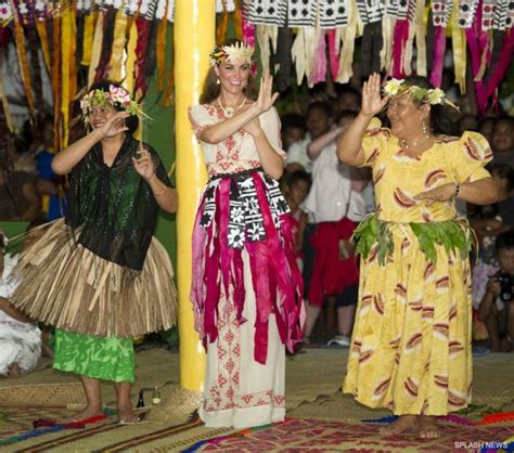 Kate wears Temperley London in Tuvalu