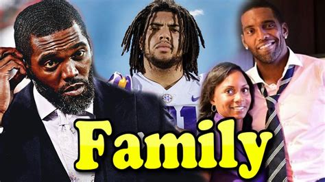 Randy Moss Family With Daughter,Son and Wife Lydia Moss 2020 | Sports gallery, Celebrity couples ...