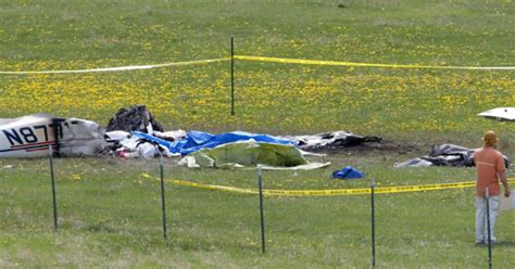 5 from skydiving group killed in plane crash