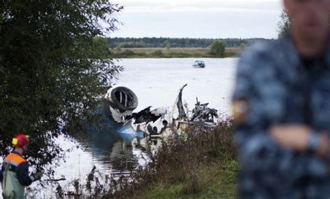 Dozens Dead in Russian Hockey Team Plane Crash