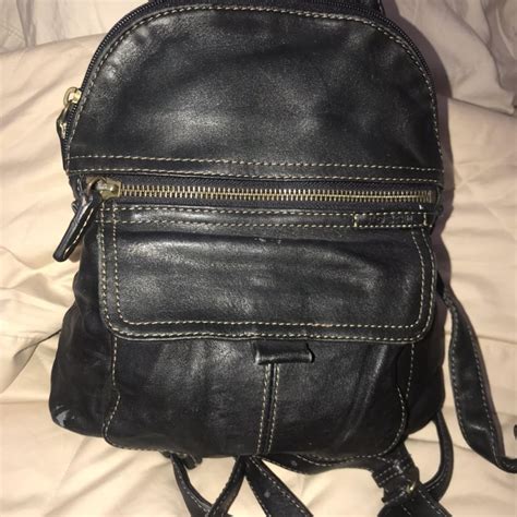 Authentic fossil mini backpack *theres a small... - Depop