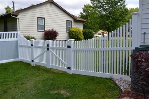 Picket Fence | Discount Fences