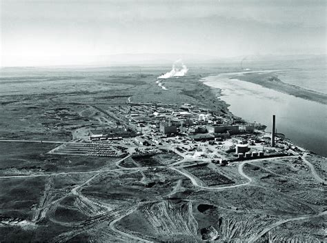 Nuclear Reactors Stretch along the Columbia River at Hanford in 1960 ...