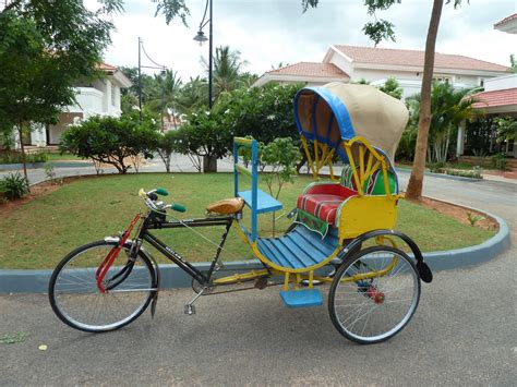 Annika and Auggie move to India: Selling the Rickshaw