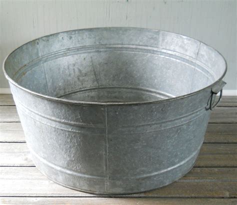 Vintage Galvanized Wash Tub Large Round | Etsy