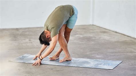 Yoga for Knee Pain: 5 Poses to Add Strength & Reduce Discomfort