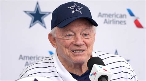 Jerry Jones addresses Cowboys' Super Bowl drought