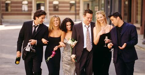 David Schwimmer Gave A 'Friends' Reunion Update In An Interview With ...