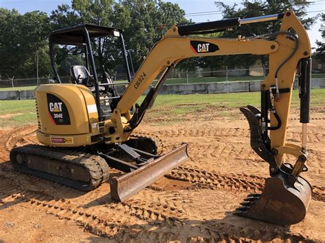 2012 CATERPILLAR 304E MINI EXCAVATOR, VIN/SN:TTN00483 - 4' 6" STICK, 22" BUCKET, HYD THUMB, AUX HYD,