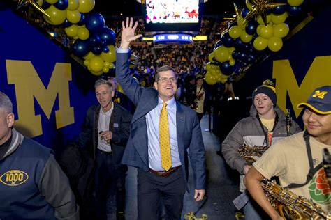 Who should be the next Michigan football head coach? Plus, we reflect ...