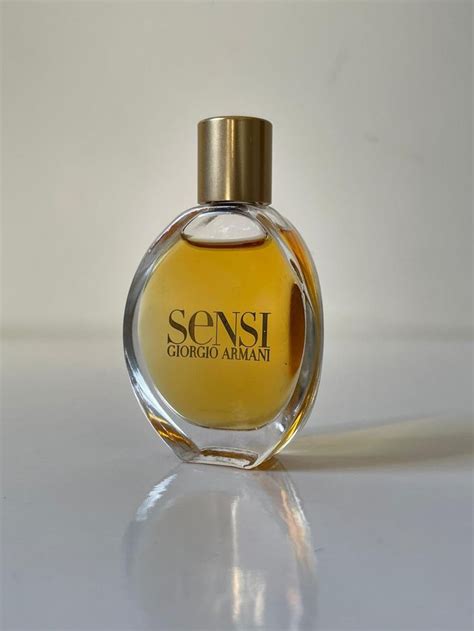 Aprender acerca 62+ imagen giorgio armani sensi discontinued - Abzlocal.mx