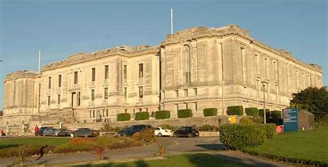 The National Library of Wales & Cardiff University sign collaboration agreement