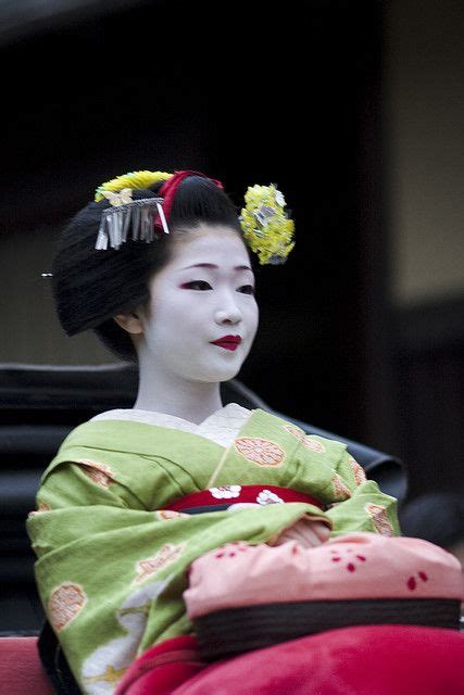 Hanamachi-Hanatoro #17 | Geisha japan, Geisha, Kabuki costume