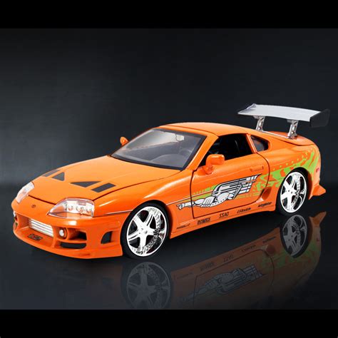 Fast + Furious // Brian's 1993 Toyota Orange Supra + 1995 Toyota White Supra 1:24 // Premium ...