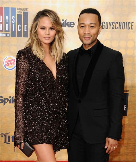 Chrissy Teigen Threatens to Divorce John Legend — and the Reason Why is Hysterical! - Life & Style