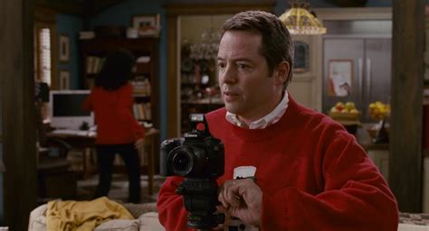 Canon Camera Of Matthew Broderick As Dr. Steve Finch In Deck The Halls (2006)