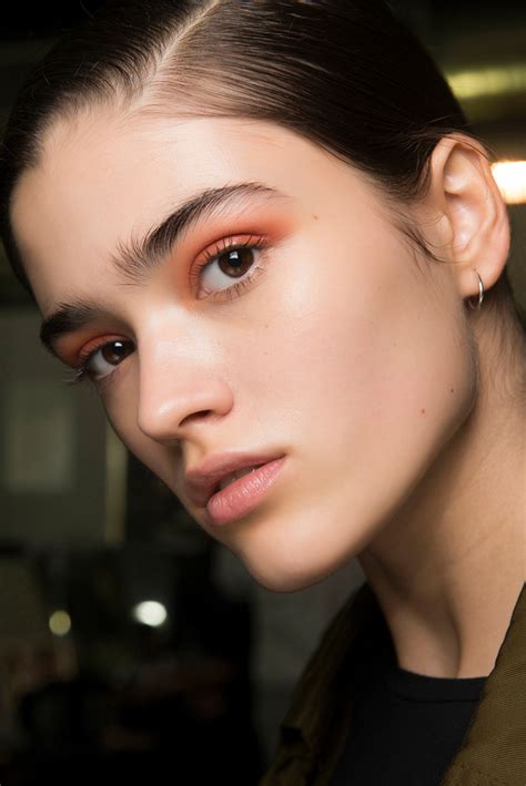 12 Prettiest Copper Eyeshadows to Try This Summer | StyleCaster