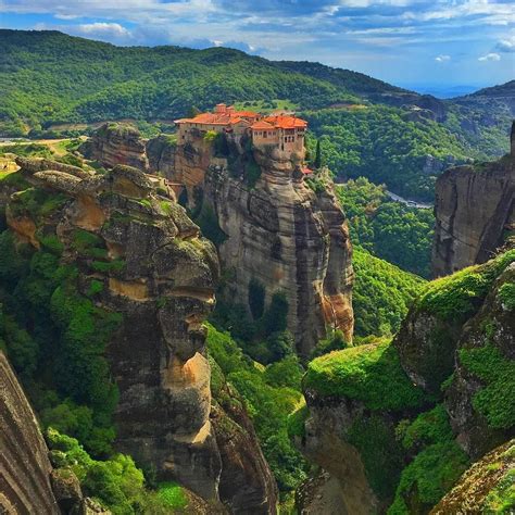 The Story Behind The Mountain-Top Monasteries Of Meteora Greece | Beautiful places on earth ...