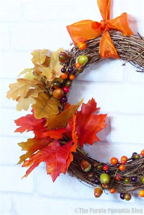 How To Make An Autumn Leaf Wreath