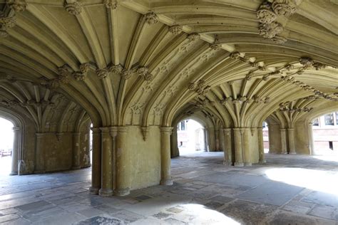 Lincoln’s Inn Chapel, Lincoln’s Inn, Holborn « London Churches in ...