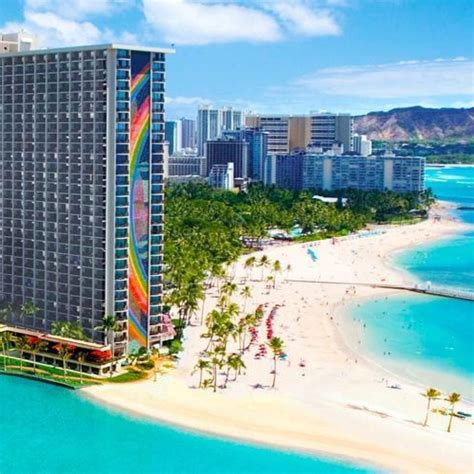 Hilton Hawaiian Village Waikiki Beach – Magellan Luxury Hotels