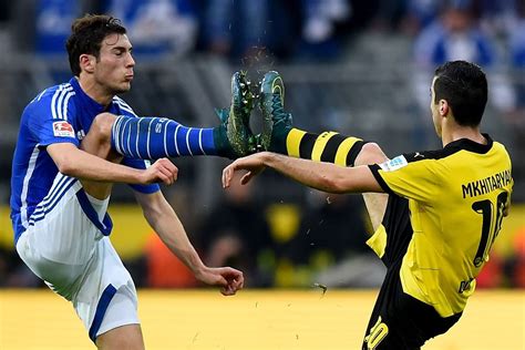 Schalke 04 vs. Borussia Dortmund 2016 live stream: Time, TV schedule ...