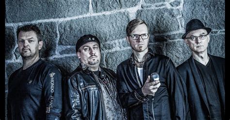 Blues/ BluesRock- band frå Sunnmøre. Syng på klingande Sunnmørsdialekt ...