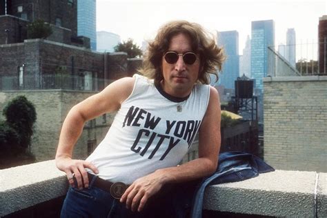 The iconic John Lennon photoshoot by Bob Gruen - one of my most ...