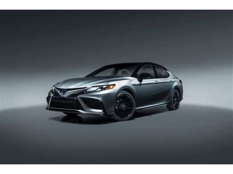 2022 Toyota Camry Hybrid Review, Pricing, & Pictures | U.S. News