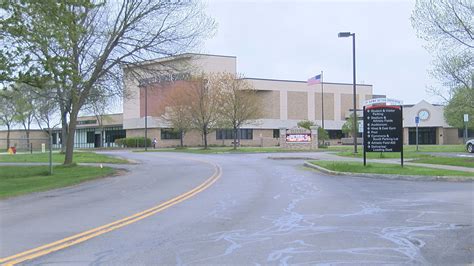 Penfield High School students, staff coping with suicide | WHAM