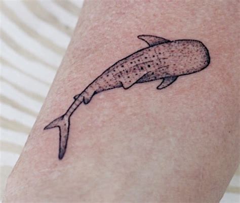 Pin by Katy Griffiths on Sharks | Minimalist tattoo, Whale shark tattoo, Tattoos for women small