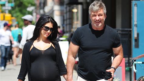 Alec Baldwin, wife Hilaria head to the hospital