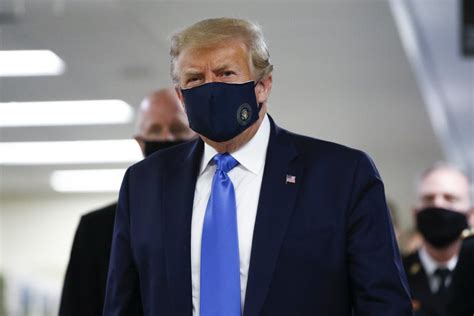 Finally Trump wears a mask in public – Ya Libnan