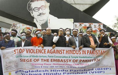 Hindu Parishad protests vandalism of temple in Pakistan