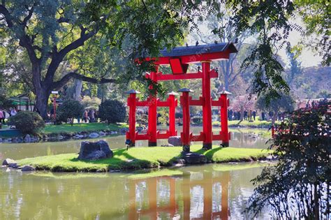 Premium Photo | Torii japanese shinto gate