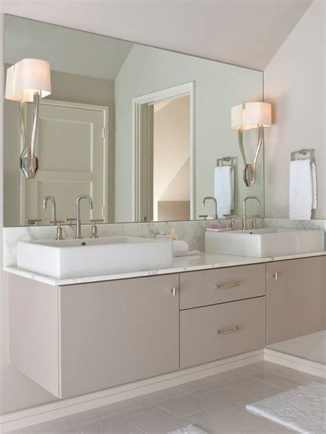 Best Mirror-Mounted Sconces Design Ideas & Remodel Pictures | Houzz