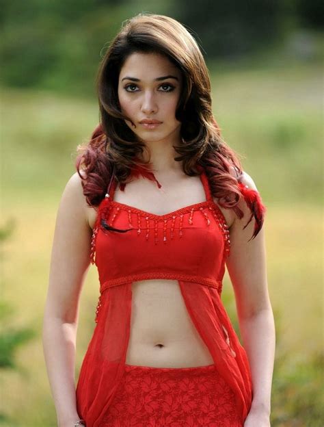 Tamannaah Bhatia Body Measurements and Net Worth - Celebrity Bra Size ...