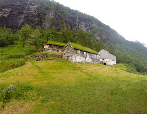 Fjord hiking, steep and beautiful! | Norway Travel Guide