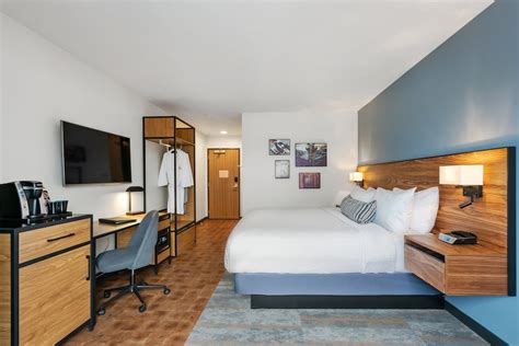 Hotel Indigo Everett - Waterfront Place, an IHG Hotel Everett ...