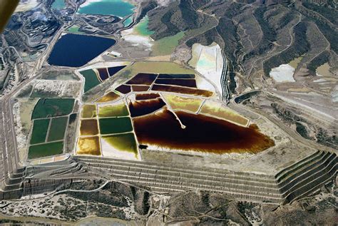 What Is Open-Pit Mining? Definition, Examples, Environmental Impact (2022)