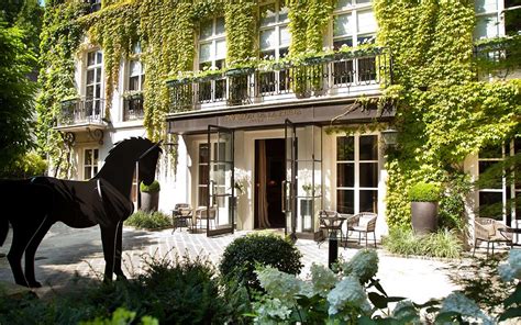 Small luxury-hotels in Paris – My Design Week