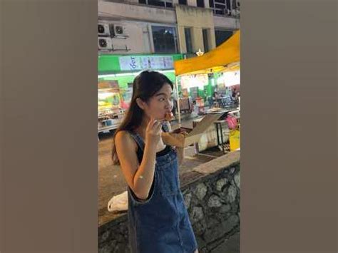 Stinky Tofu Challenge | Night Market - YouTube