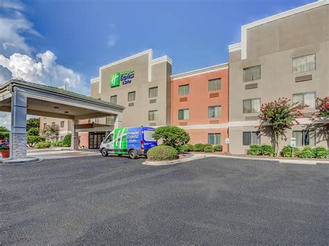 Holiday Inn Express & Suites Greenville Airport Hotel by IHG