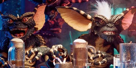 Gremlins Bar Scene Recreated In Impressive Toy Art Image