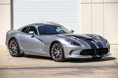 Place Bid - DT: 79-Mile 2017 Dodge Viper GTC | PCARMARKET